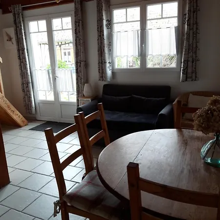 Le Clos D'arry Apartment